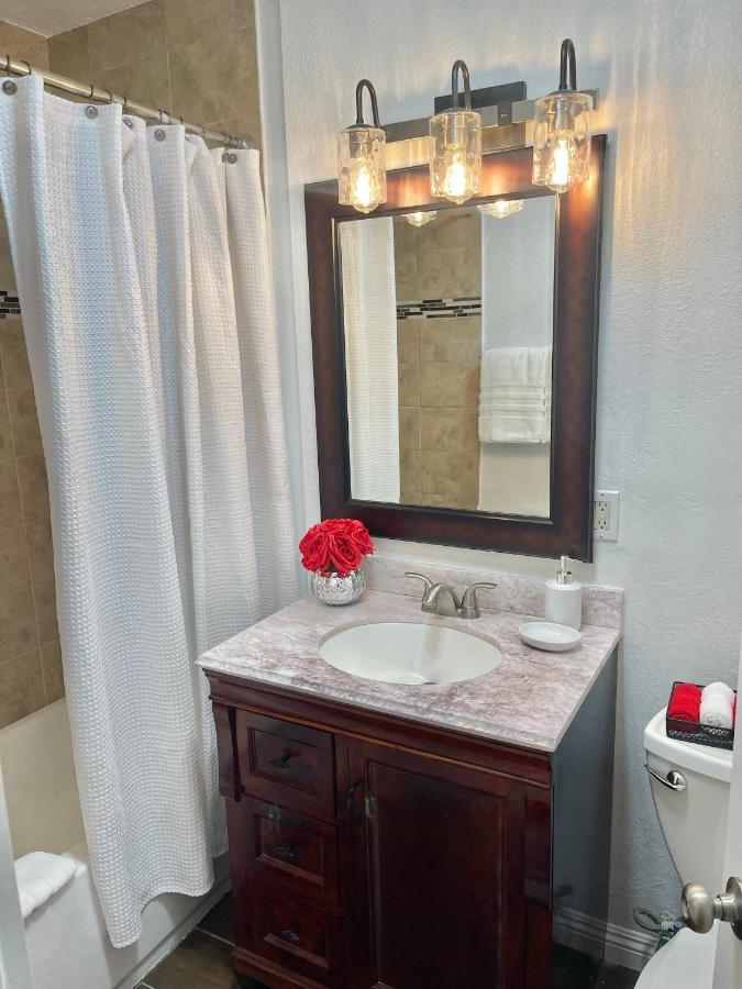 “Beautifull Cozy Studio…With Private Entrance” Las Vegas Kültér fotó